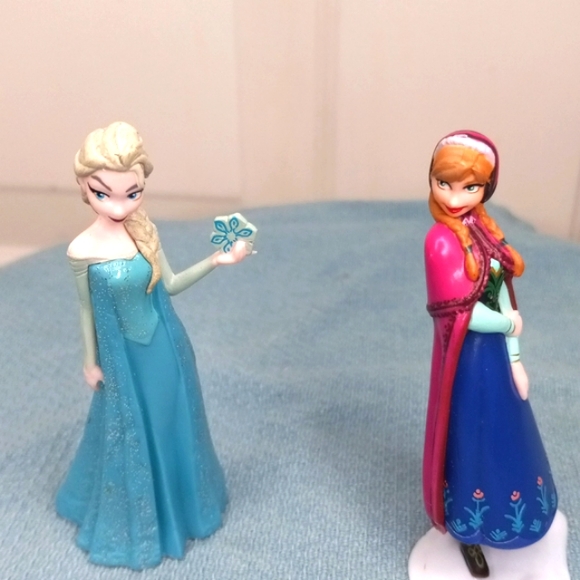 2  Disney "Frozen" Figurines or Cake Toppers - Picture 1 of 4